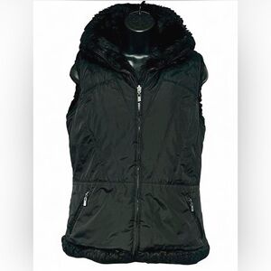 Coldwater Creek Vest Womens xs Faux Fur Black Quilted Mock Neck Pockets Puffer